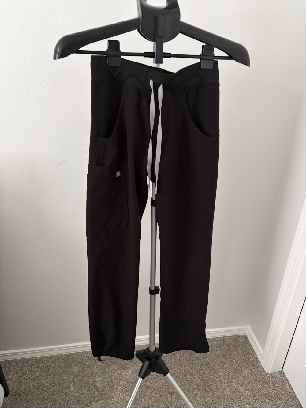 Figs Technical Collection Women’s Black Scrub Joggers size XXS